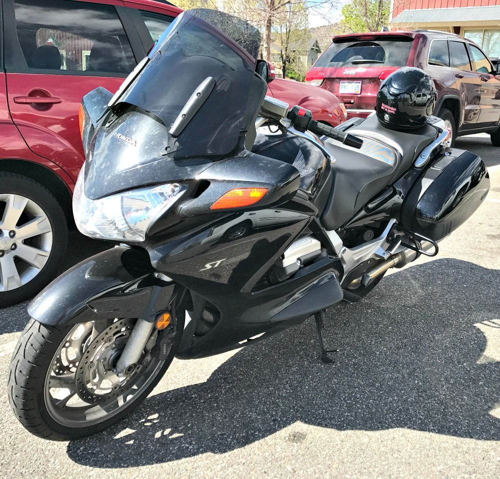 Sports screen vs no screen? ST1300Windshield Page 2